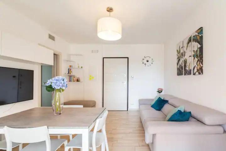 Emme Apartment Cagliari Ngoại thất bức ảnh